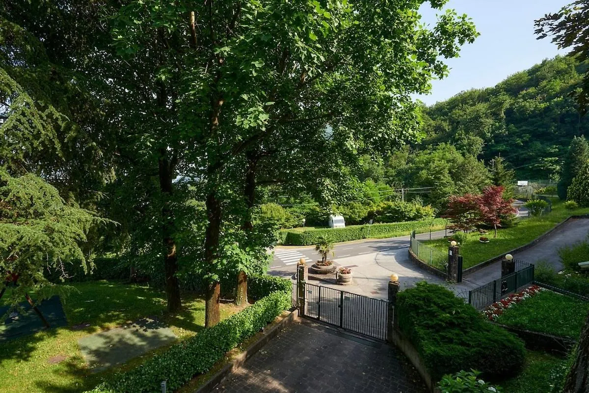 Stella Apartment On Lake Como Onno
